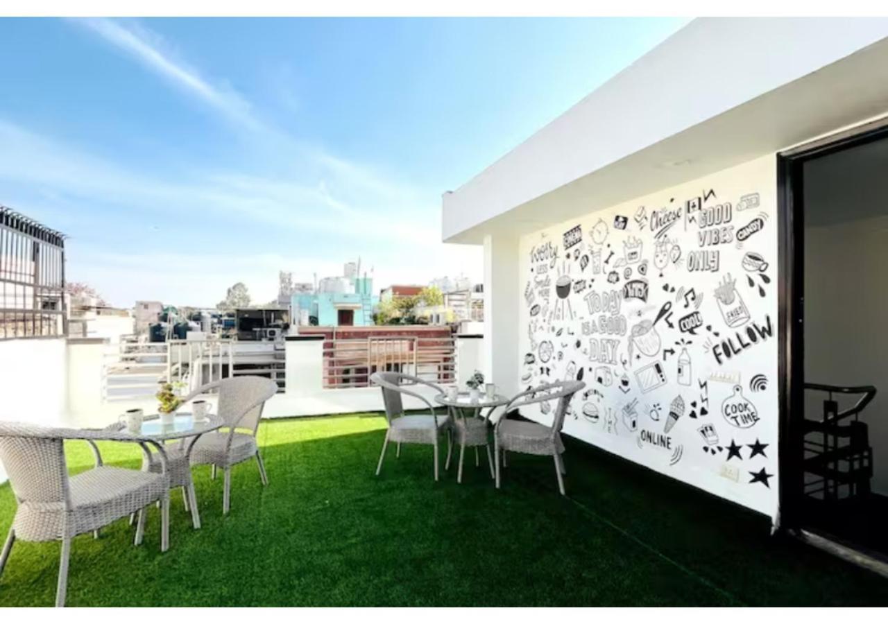 Olive Service Apartments - Greater Kailash Нью-Делі Екстер'єр фото